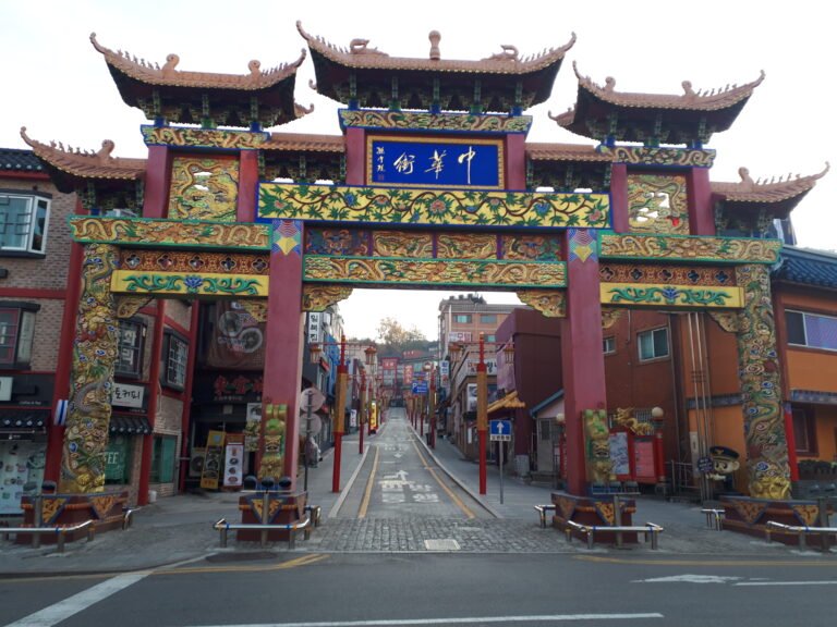 incheon chinatown main gate