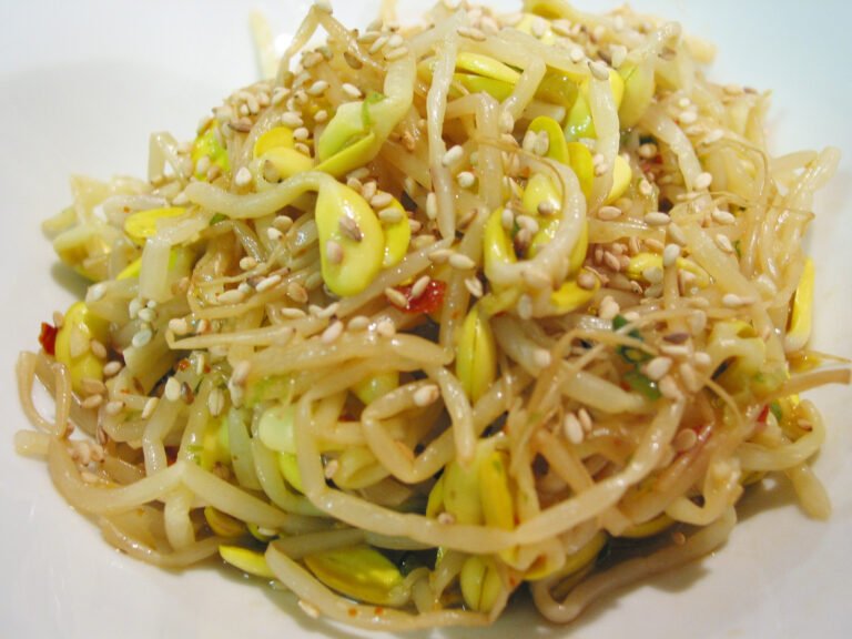 Korean side dishes bean sprouts