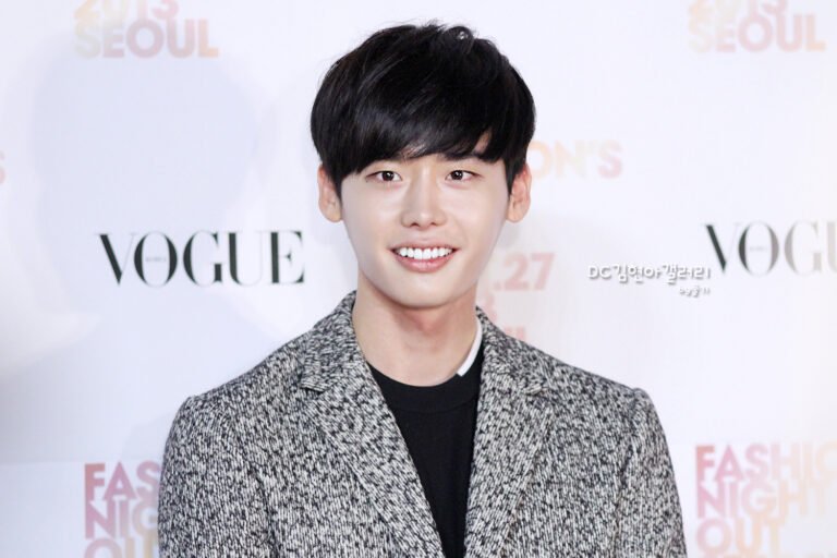 Lee Jong-suk