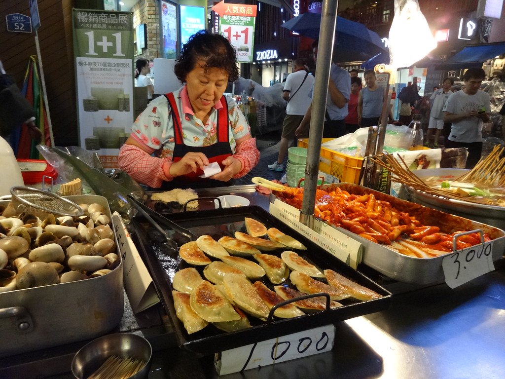 Read more about the article Seoul Traditional Market (Everything You Need to Know)