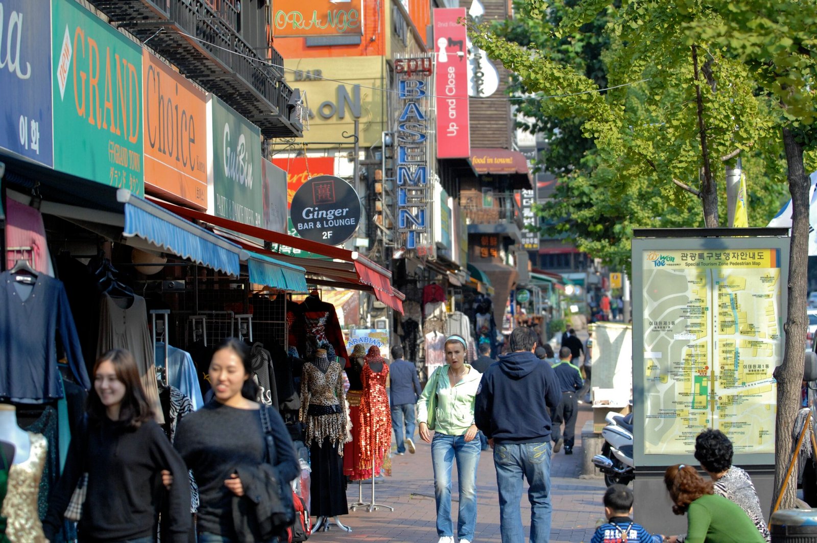 Itaewon is a small neighborhood in Seoul, close to U.S. Army Garrison Yongsan and friendly to foreign visitors to Korea.  Itaewon is a popular shopping and entertainment destination for many American, European and Japanese visitors and tourists.  Traditional Korean handicrafts, clothing, shoes and antiques can all be found in Itaewon.