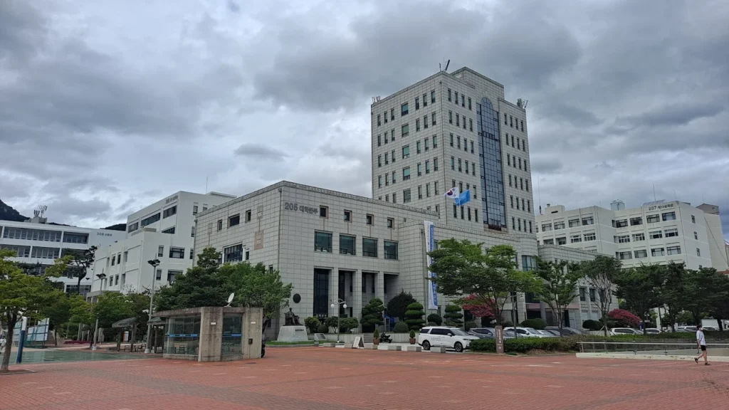 Pusan National University (PNU)