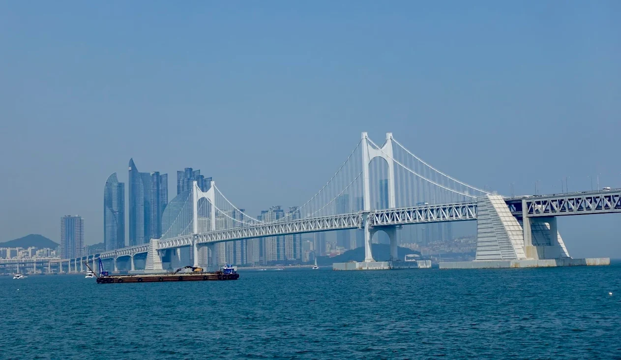 Busan Gwangan Bridge: Guide to Iconic Light Show Spectacular